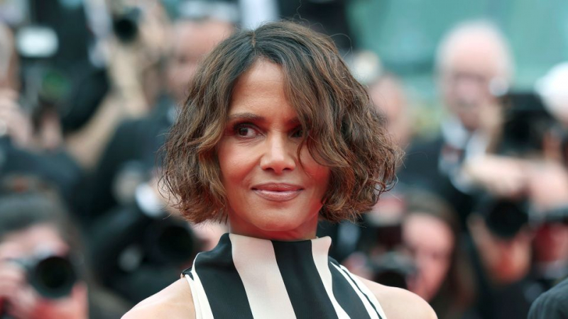 Cannes-Dresscode zwingt Halle Berry zum Outfitwechsel