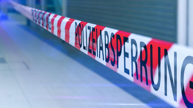 Polizei findet zwei Tote und eine Pistole in einer Wohnung