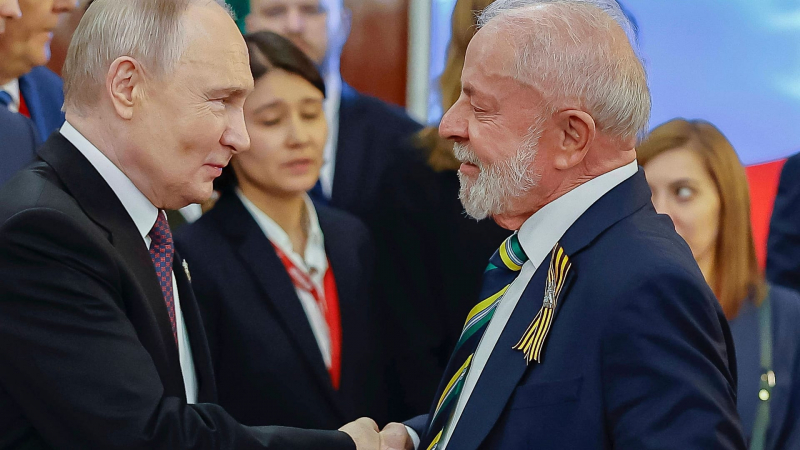 Türkei | Nato fordert Ukraine-Gespräche: Sie streuen Salz in Putins Wunde