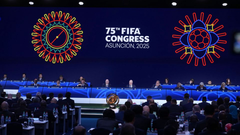 Uefa-Delegierte verlassen Podium des FIFA-Kongresses in Asunción