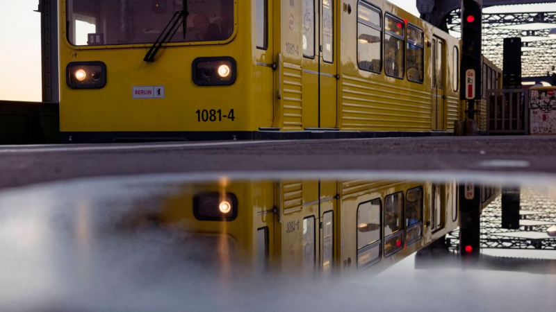 Zehntausende BVG-Kunden von Hackerangriff betroffen