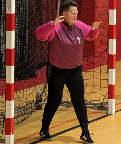 Handball-Oma (60) gibt Erstliga-Comeback